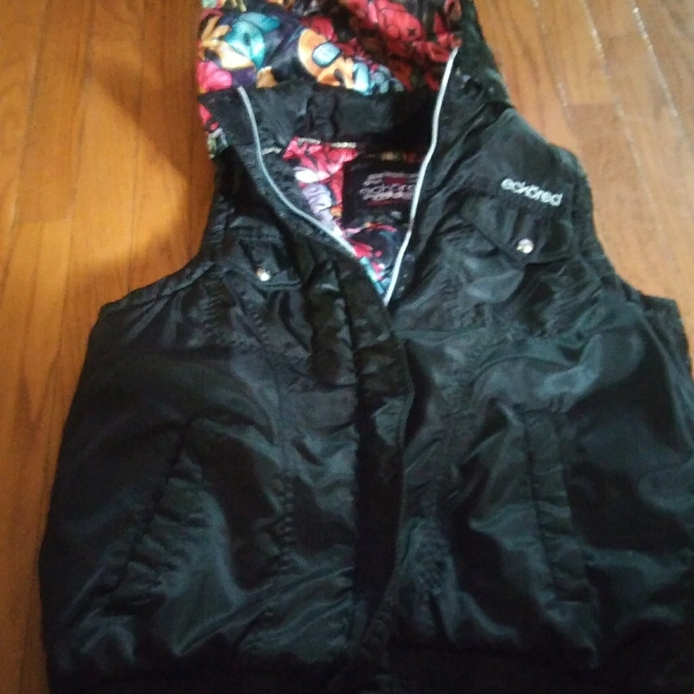 Ladies Eckored Sleeveless Vest Size 1X
